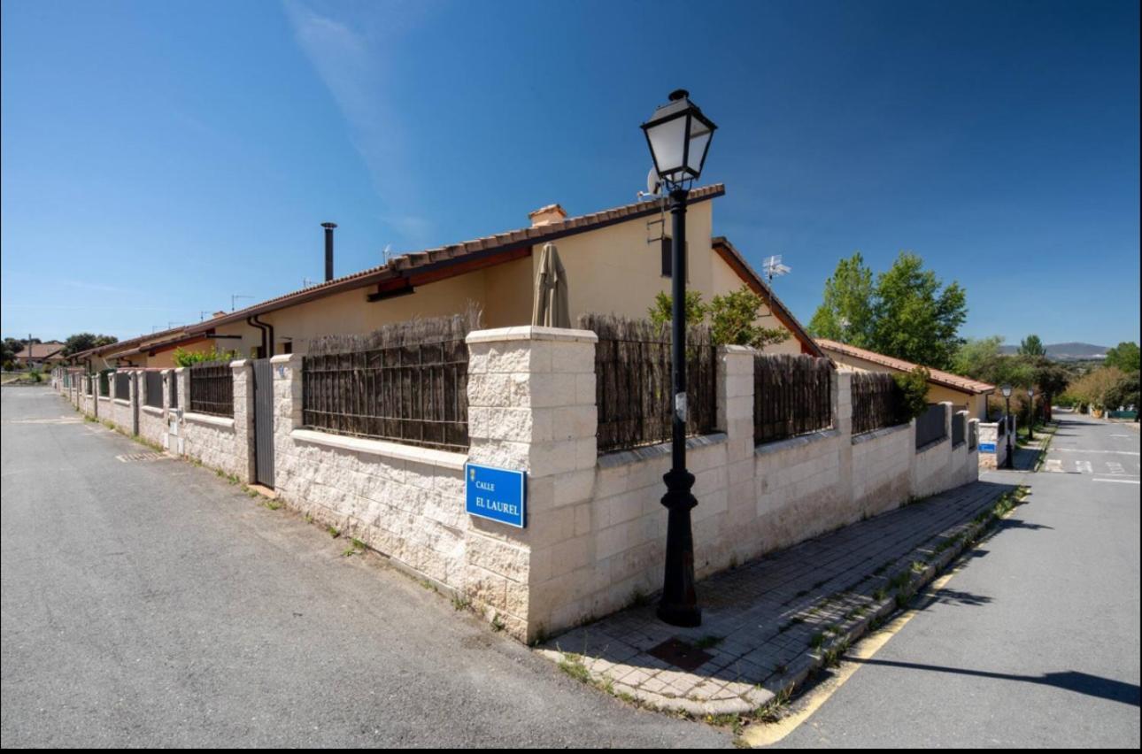 El Refugio De Segovia Ituero y Lama Exterior foto